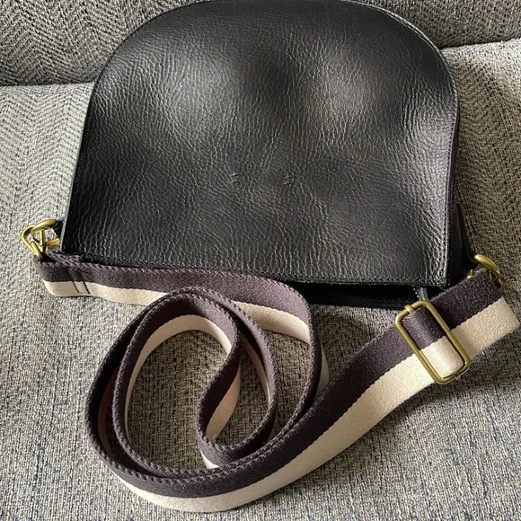 MADEWELL The Transport SaddleBag Black Leather Crossbody Sling Bag - Picture 11 of 16